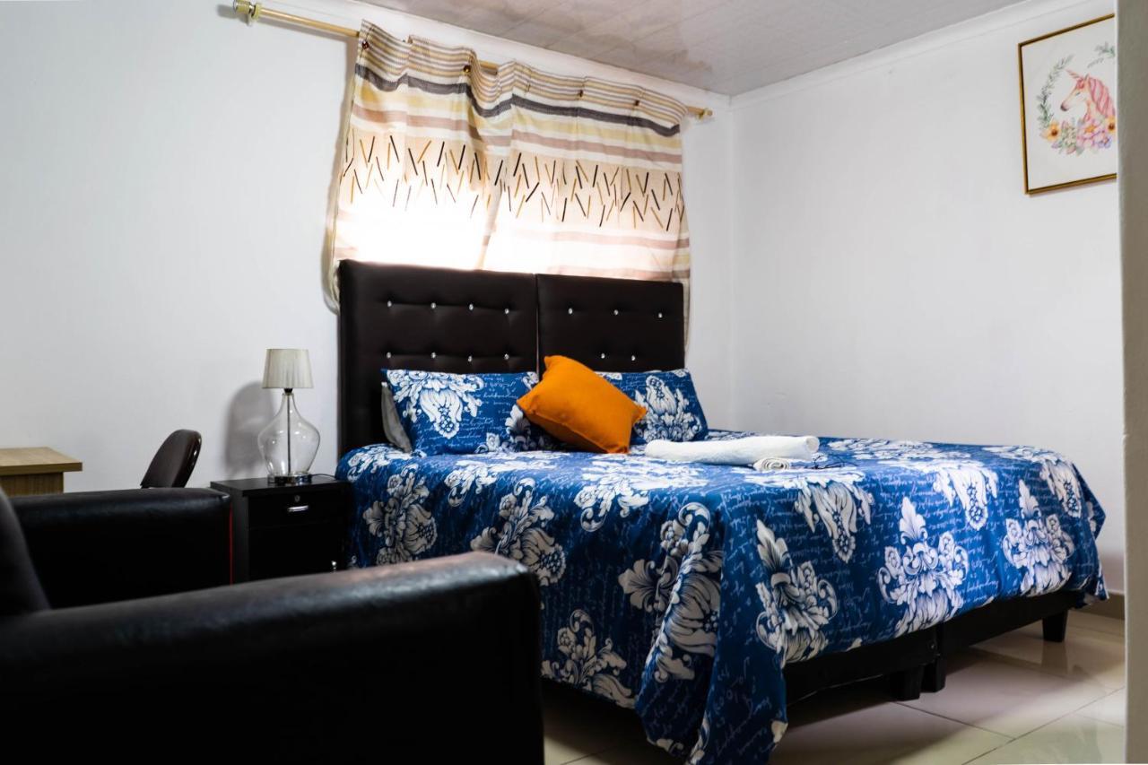 Albrine Lodge Bellville Dış mekan fotoğraf