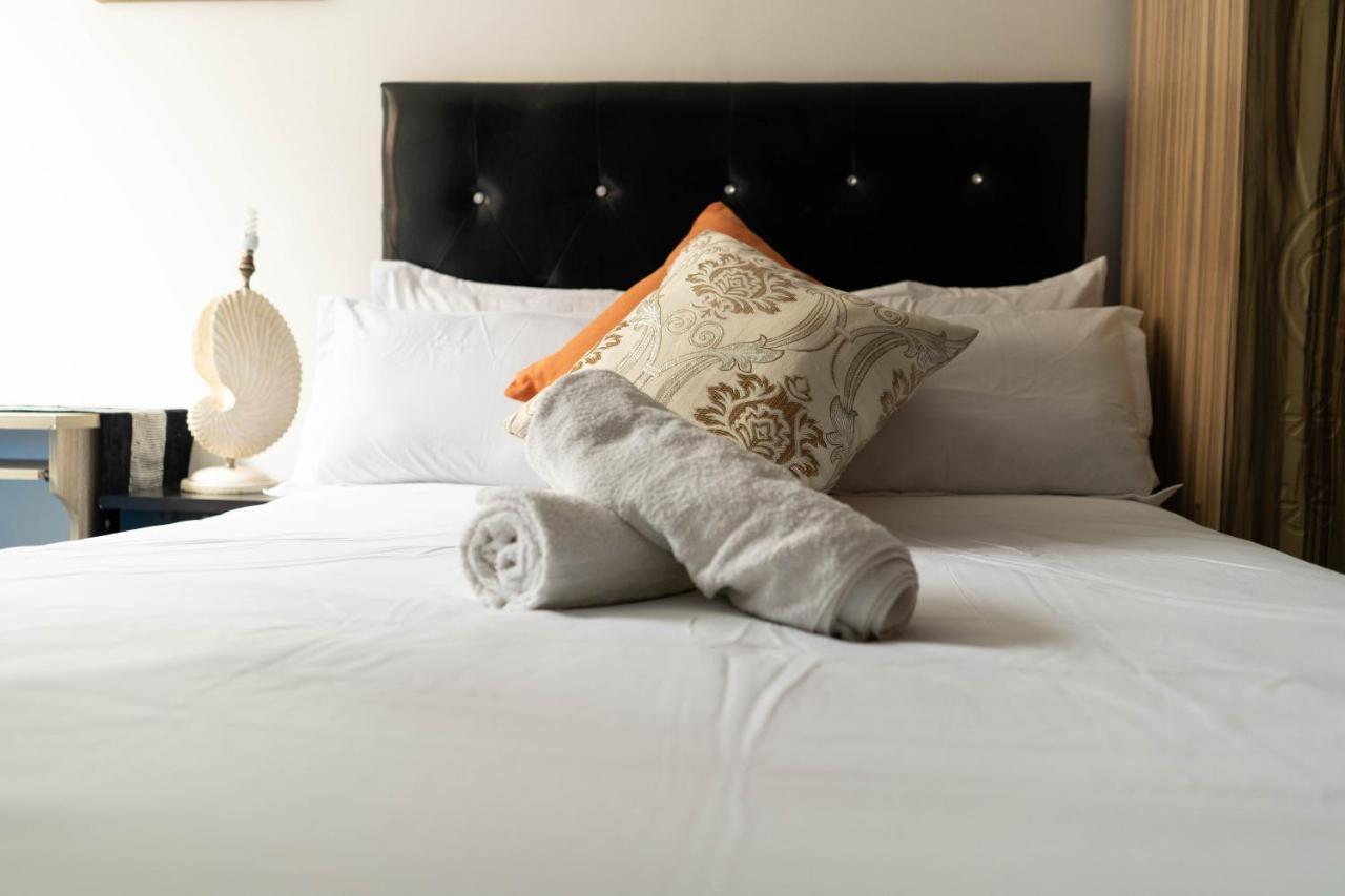 Albrine Lodge Bellville Dış mekan fotoğraf